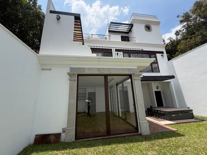 SE VENDE EN HACIENDA DEL COMENDADOR, ANTIGUA GUATE. - foto 1