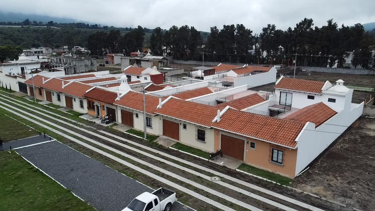 Casa en venta Residencial cercano a Antigua Guatemala - foto 1
