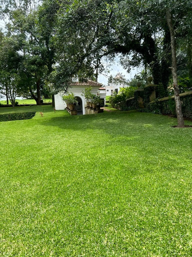 En venta  terreno residencial cercano a Antigua Gt - foto 1