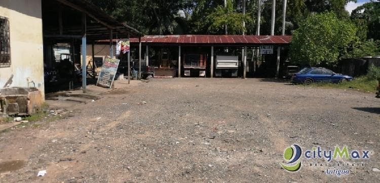 Terreno en renta a orilla de carretera en Río Dulce - foto 1