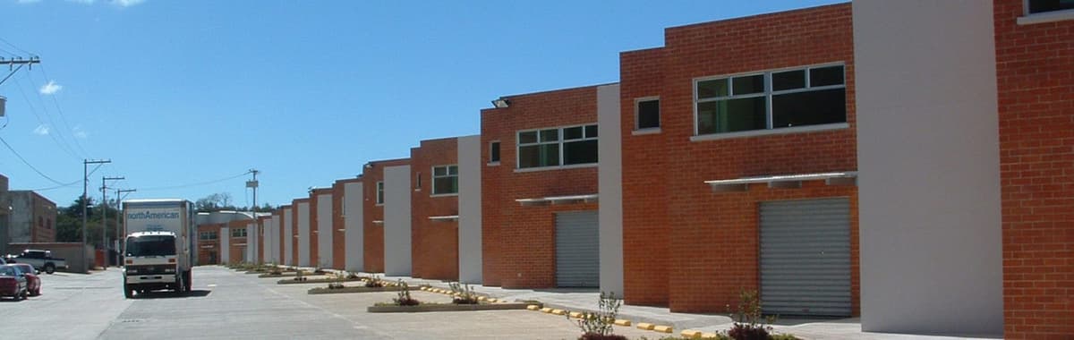 PRECIOSA OFIBODEGA EN VENTA EN EL NARANJO  - foto 1