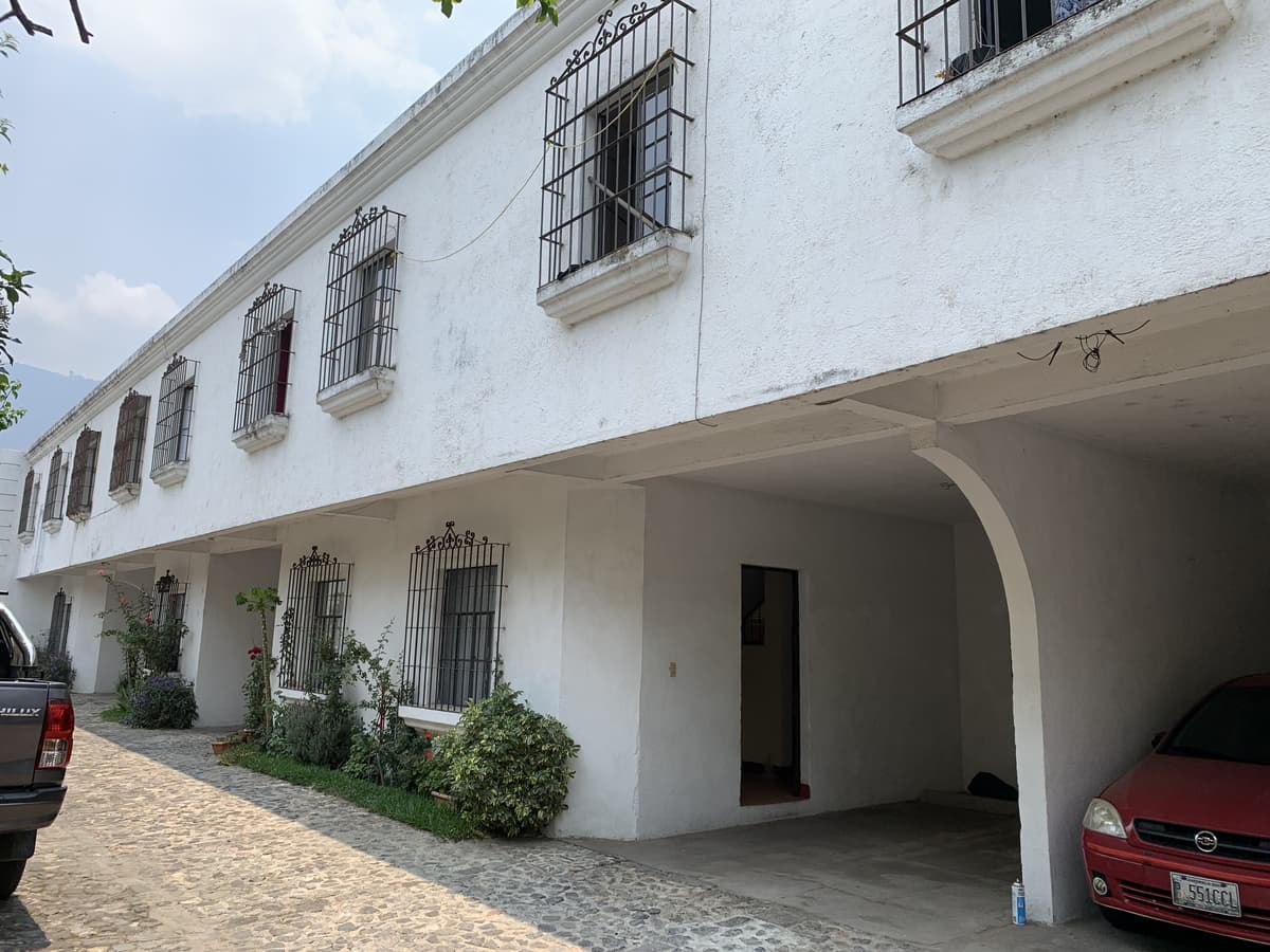  Townhouse en renta en Sala con ccalle Real Jocotenango - foto 1