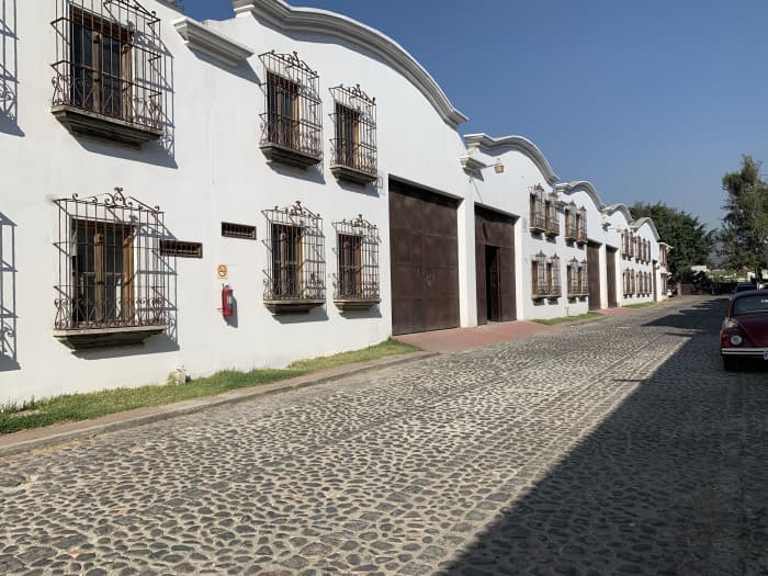 Renta de bodega a pocos minutos del casco de Antigua  - foto 1