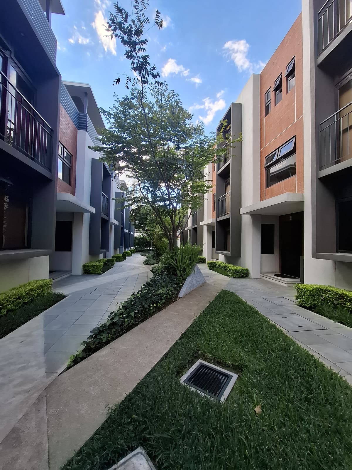 Condado Naranjo, Exclusiva casa en Venta o Renta - foto 1