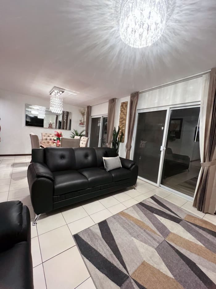 En venta casa en Arcos de Santa María en Sumpango! - foto 1