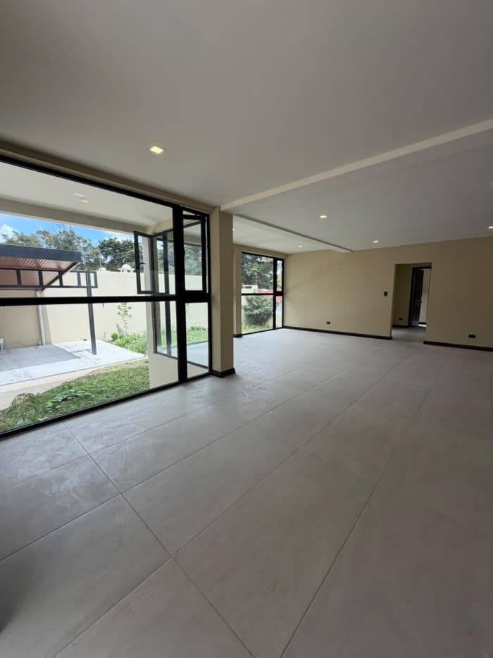 En VENTA casa en San Lucas Sacatepequez en Residencial - foto 4