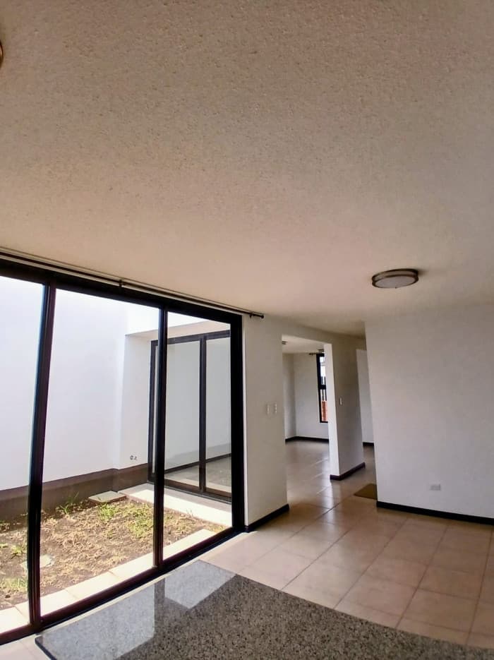  En renta Casa nueva  Senderos del Comendador 2 - foto 5