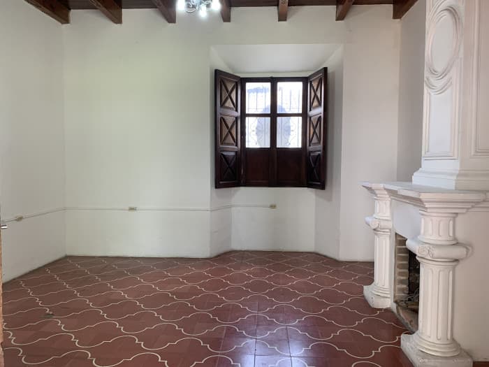 LOCAL COMERCIAL EN RENTA EN ANTIGUA GUATEMALA - foto 3