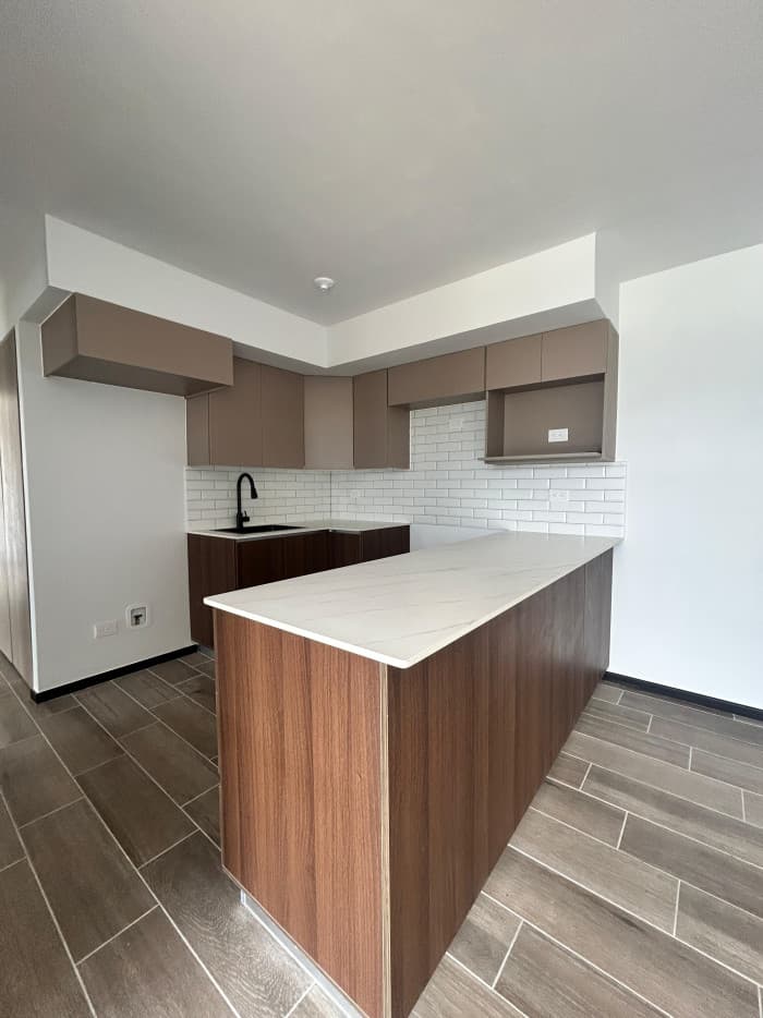SE RENTA APARTAMENTO EN SANTO TOMAS MILPAS ALTAS - foto 3