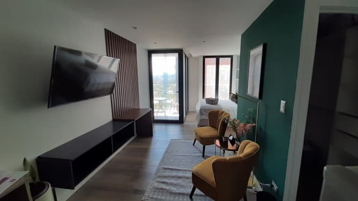 Apartamento en Venta Amueblado en Edificio en Zona 10 - foto 3