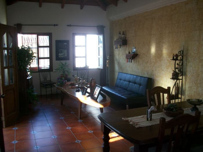 SE vende casa cercana a La Antigua Guatemala - foto 2