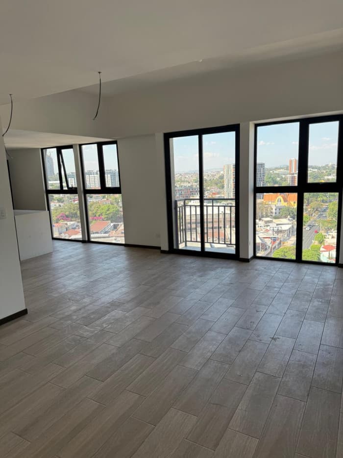 Apartamento grande en venta en zona 11 de Guatemala. - foto 3