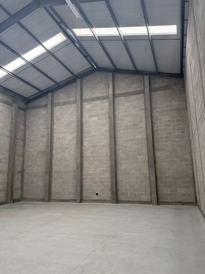 OFI-BODEGA EN RENTA EN CHIMALTENANGO  - foto 4