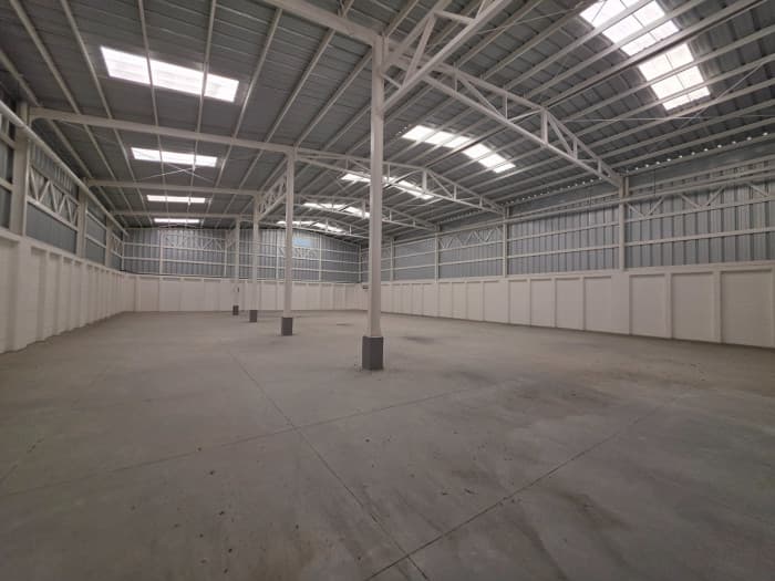 Se renta/ Vende amplia bodega en Cocales - foto 4