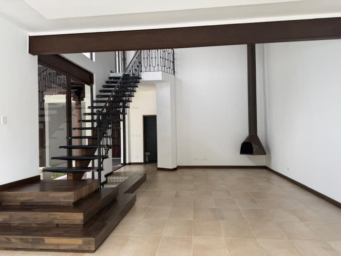 SE VENDE EN HACIENDA DEL COMENDADOR, ANTIGUA GUATE. - foto 2