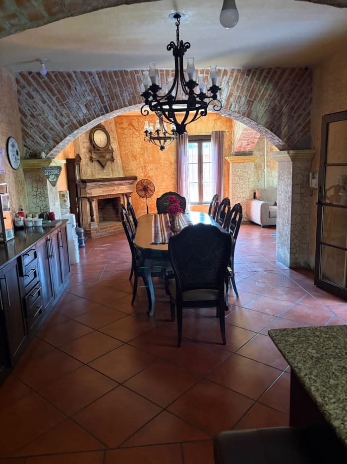 Casa grande en Antigua!  Plazuela del Conquistador - foto 4
