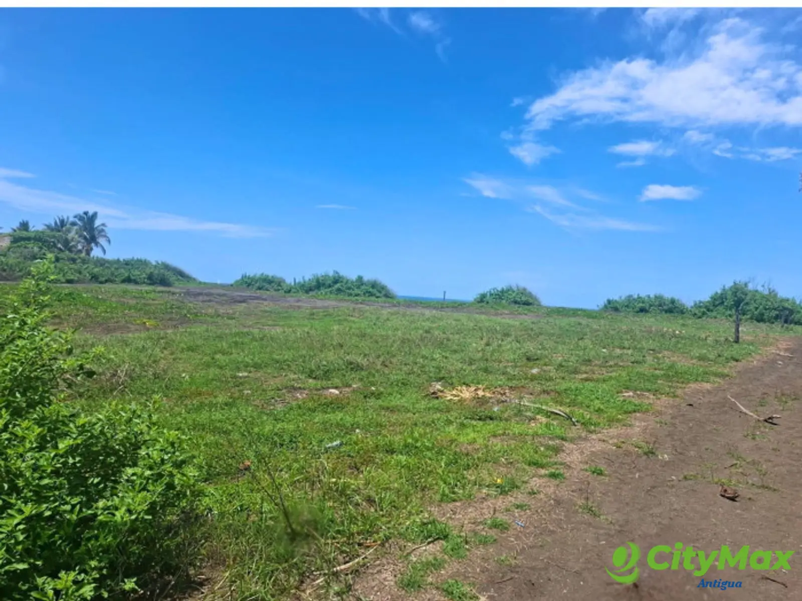 En venta amplio Terreno Residencial, Monterrico - foto 1