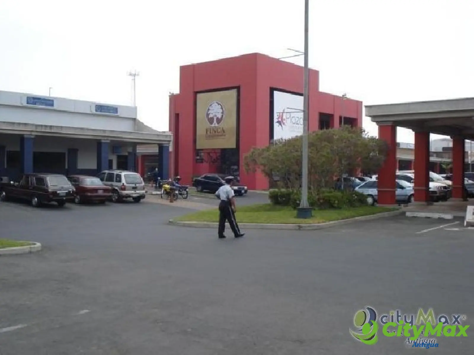 Local en área de food court en Plaza Comercial de Villa - foto 1