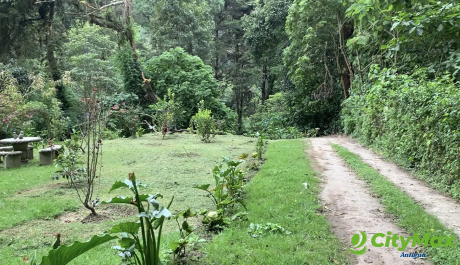 Finca en venta en Santiago Sacatepequez - foto 1