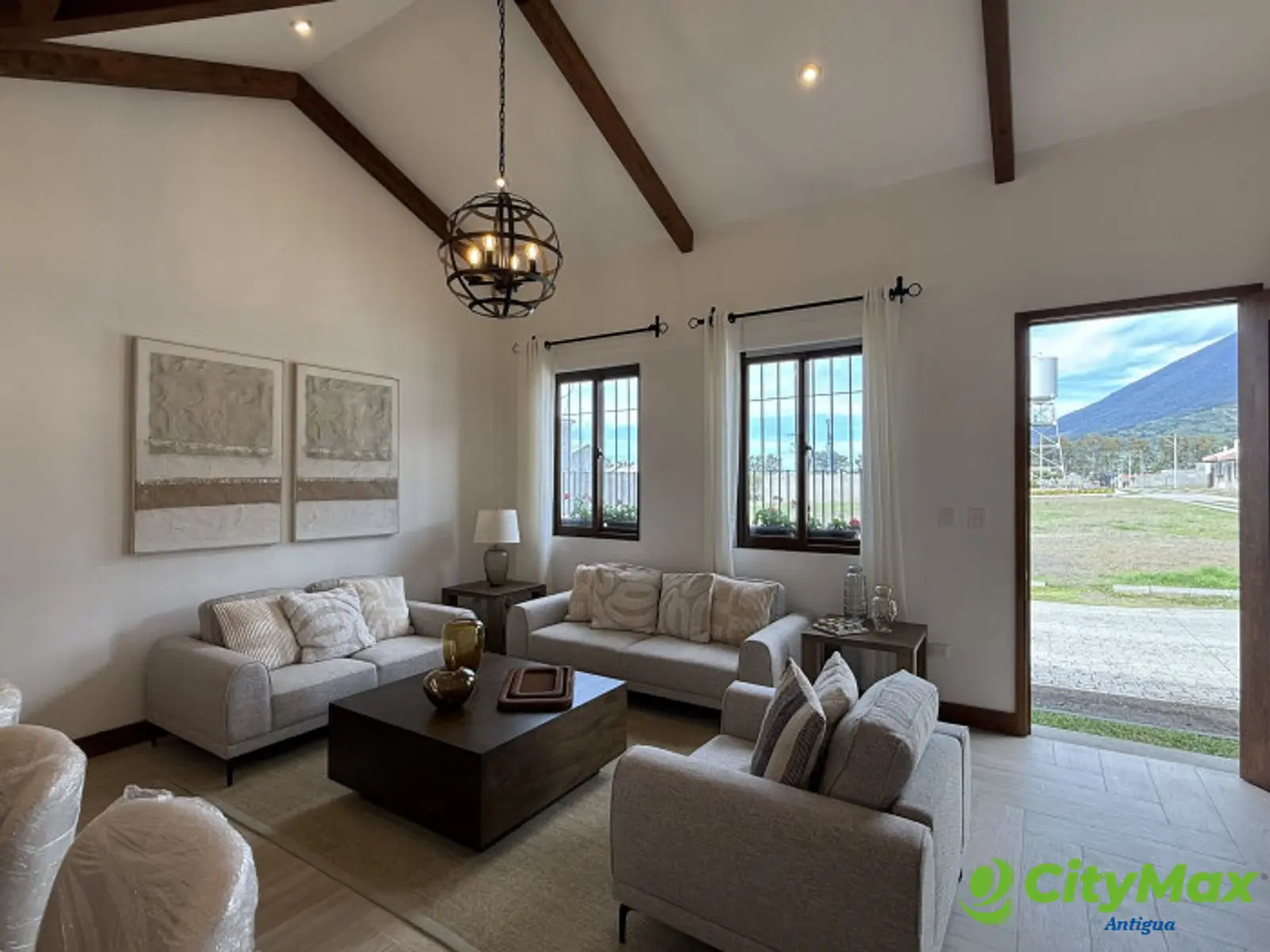 En Venta casa Mariposa cercana La Antigua Guatemala - foto 1