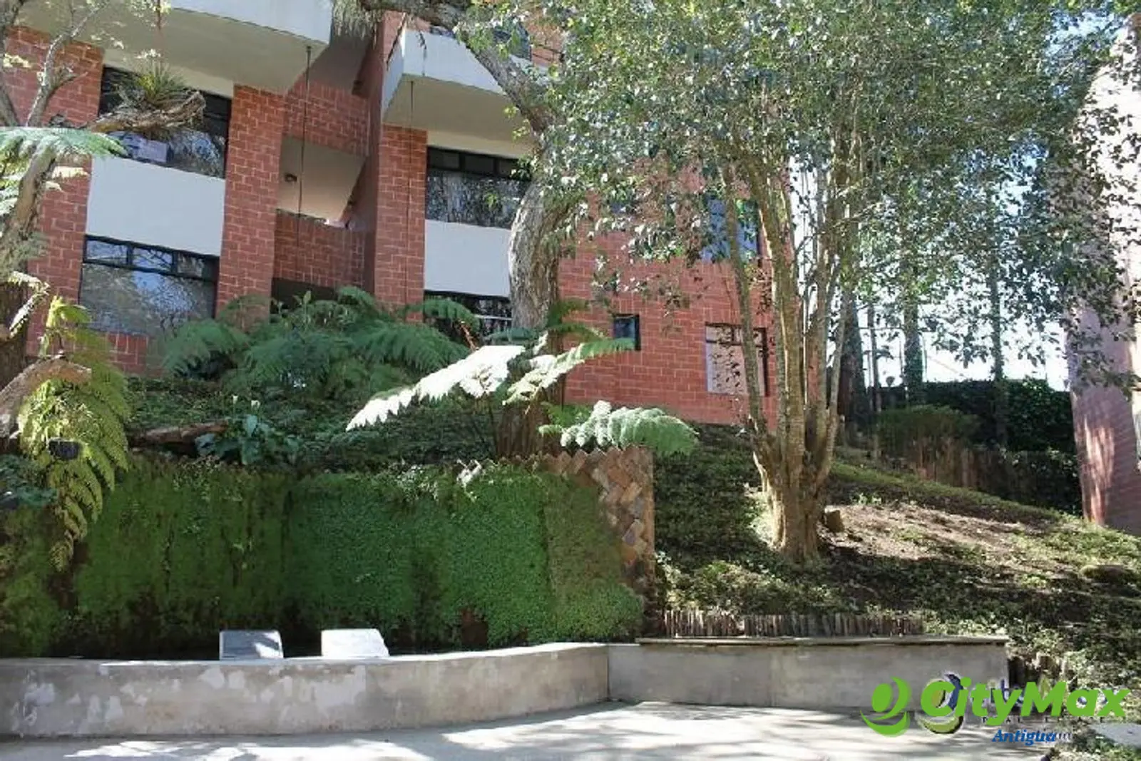 Apartamento en venta en Villa Cafeto en CAES - foto 1