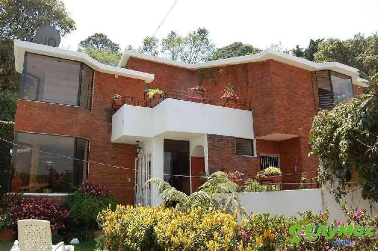 Vendo-Rento casa Monte Casino San Lucas Sacatepéquez - foto 1