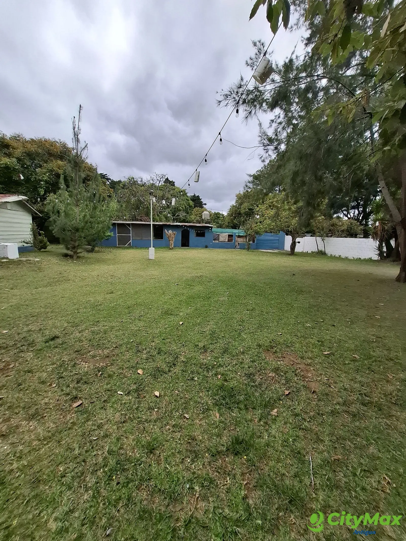 Terreno comercial en renta San Lucas, Sacatepequez - foto 1