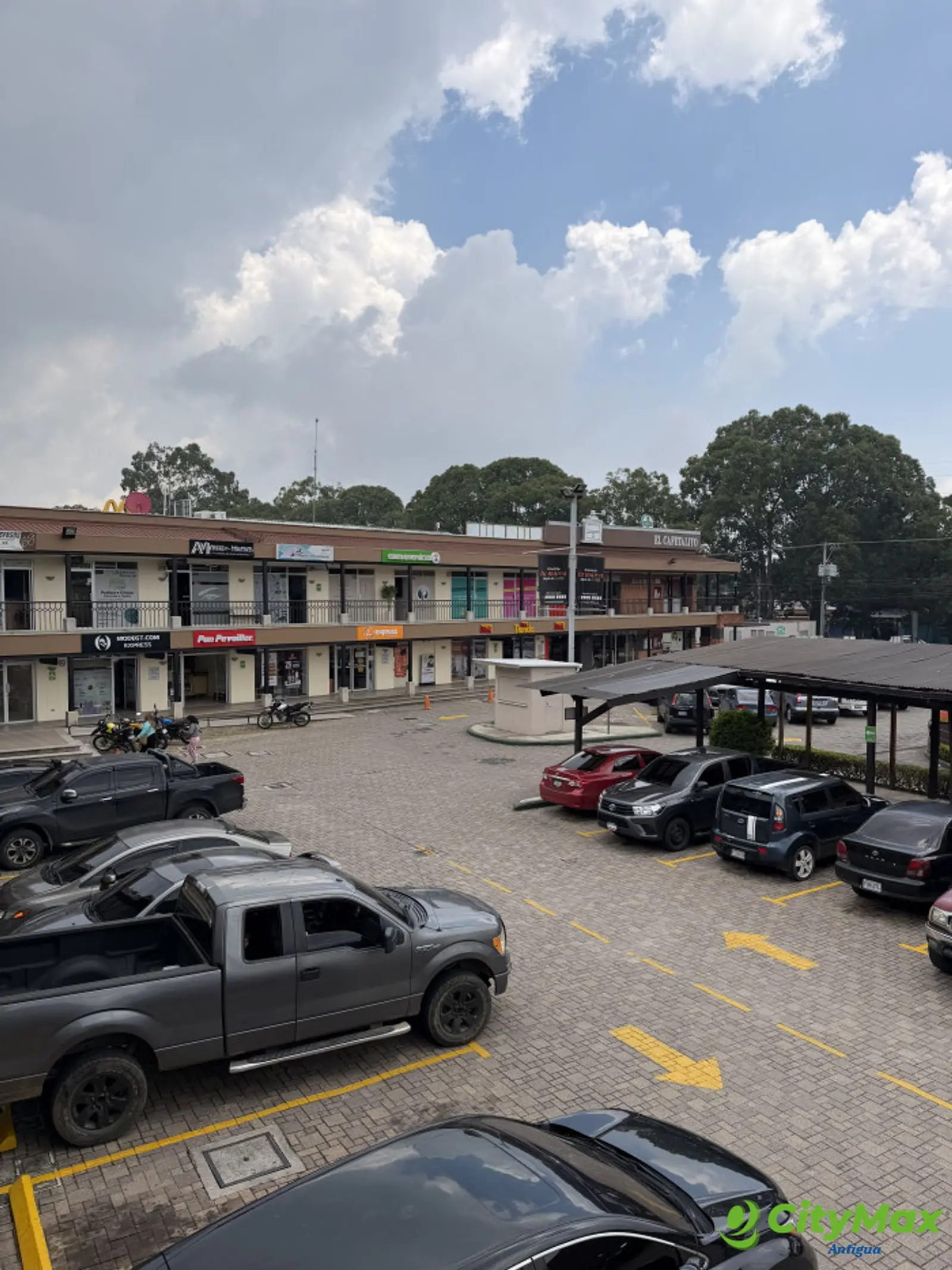 LOCAL COMERCIAL SOBRE CARR. INTERAMERICANA EN SAN LUCAS - foto 1
