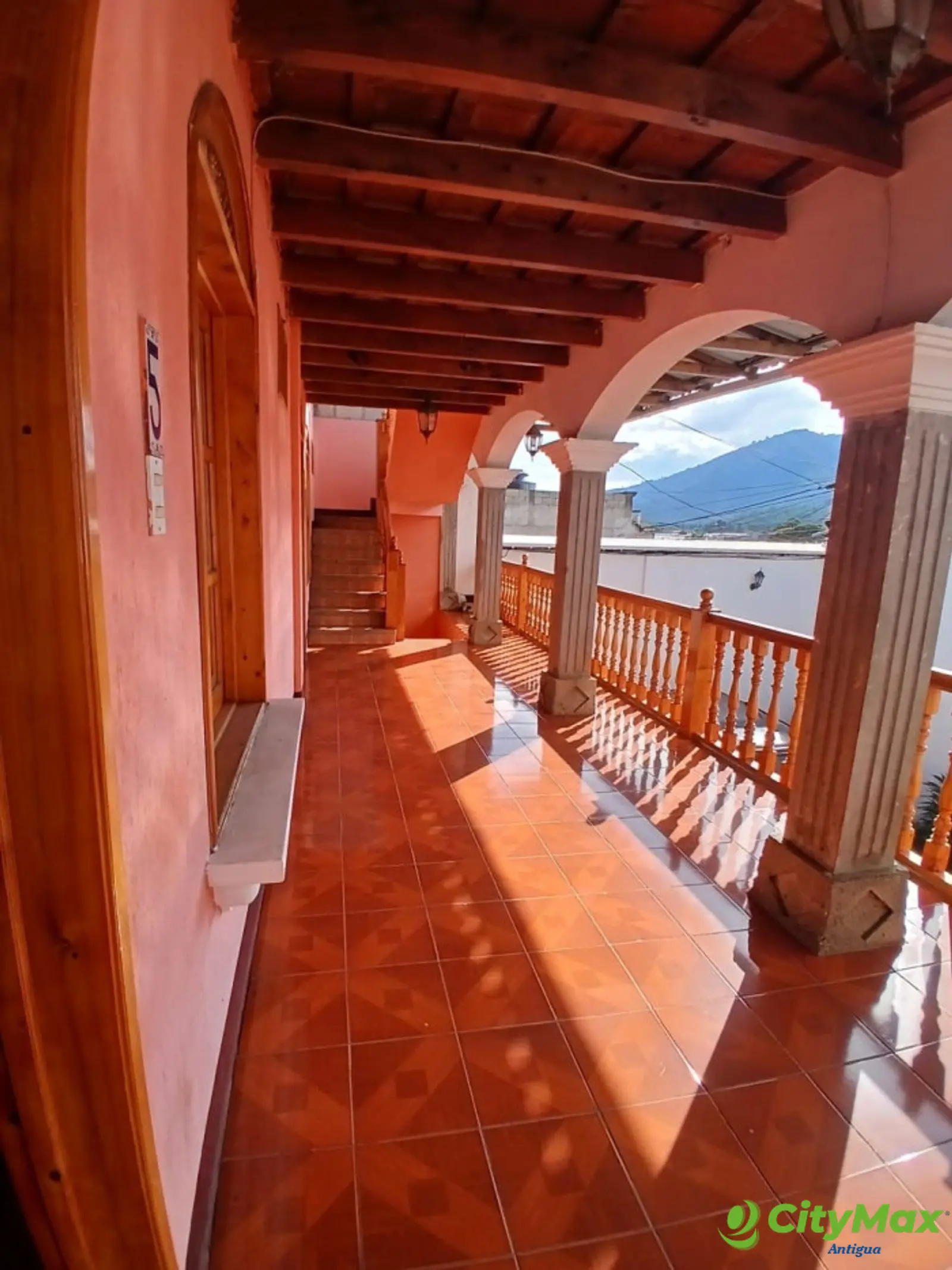 Apartamento en renta cercano al parque de Jocotenango - foto 1
