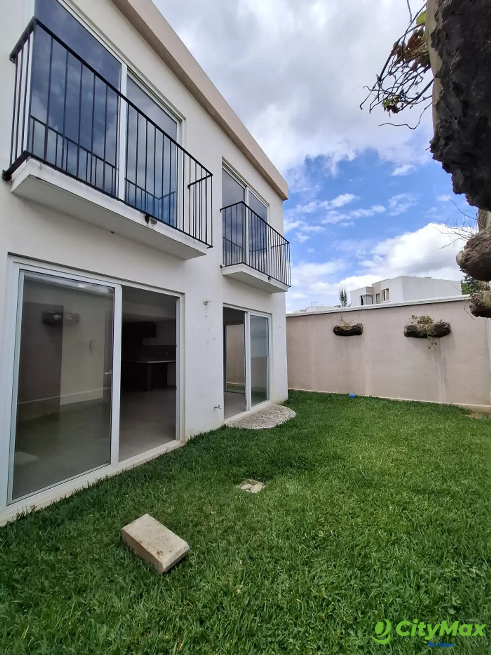 Casa en venta Arcos de Santa Maria II Sacatepequez - foto 1