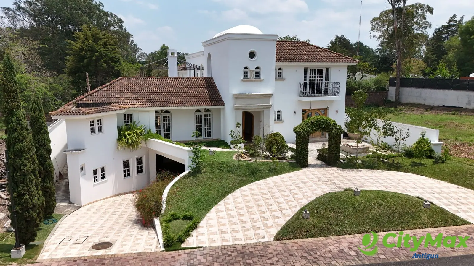 Exclusiva Casa en Venta Cayala Zona 16 - foto 1