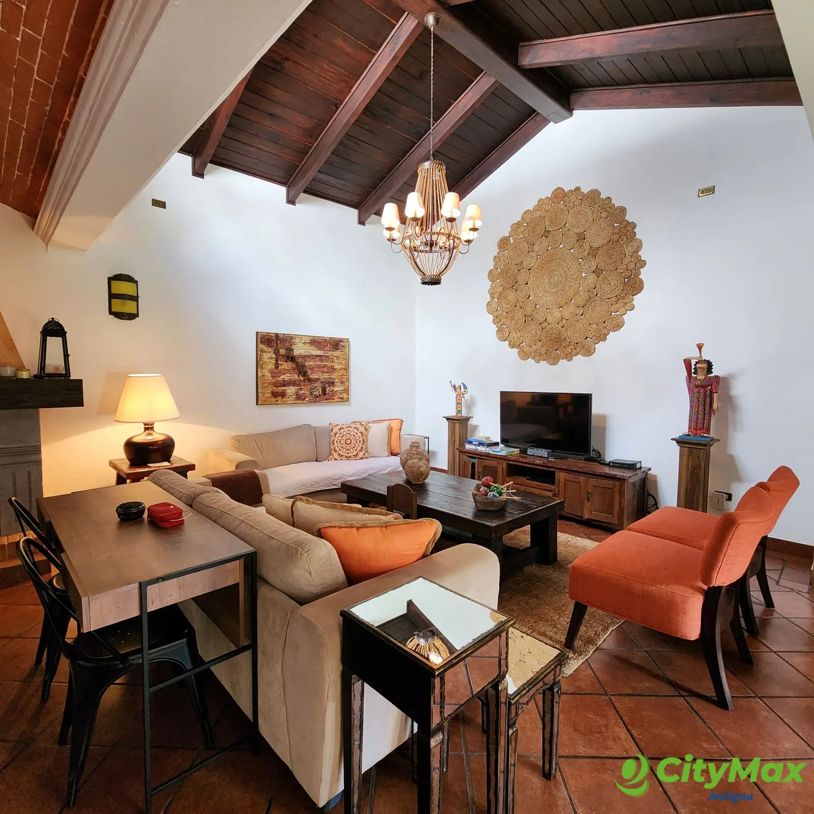 Casa en renta amueblada en Antigua - foto 1