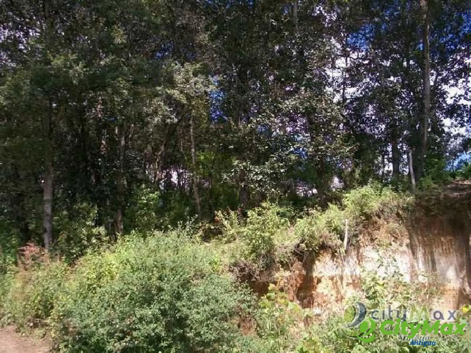 Terreno en venta en Aldea Chichorin San Lucas - foto 1