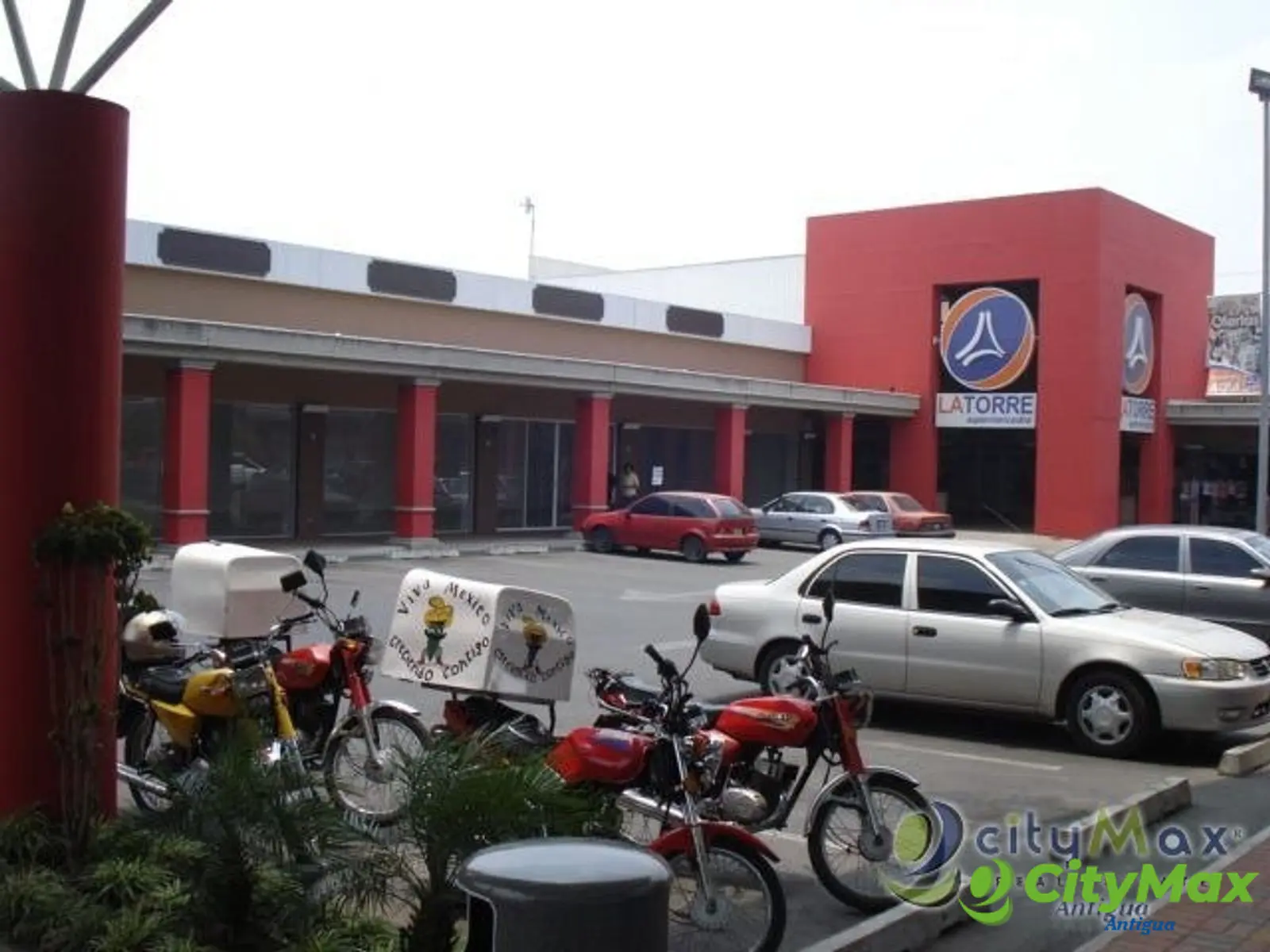 Local en área de food court en Plaza Comercial de Villa - foto 5
