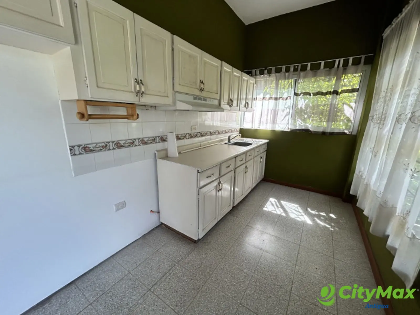 Casa en Venta en San Lucas con Amplio Jardín Privado - foto 15