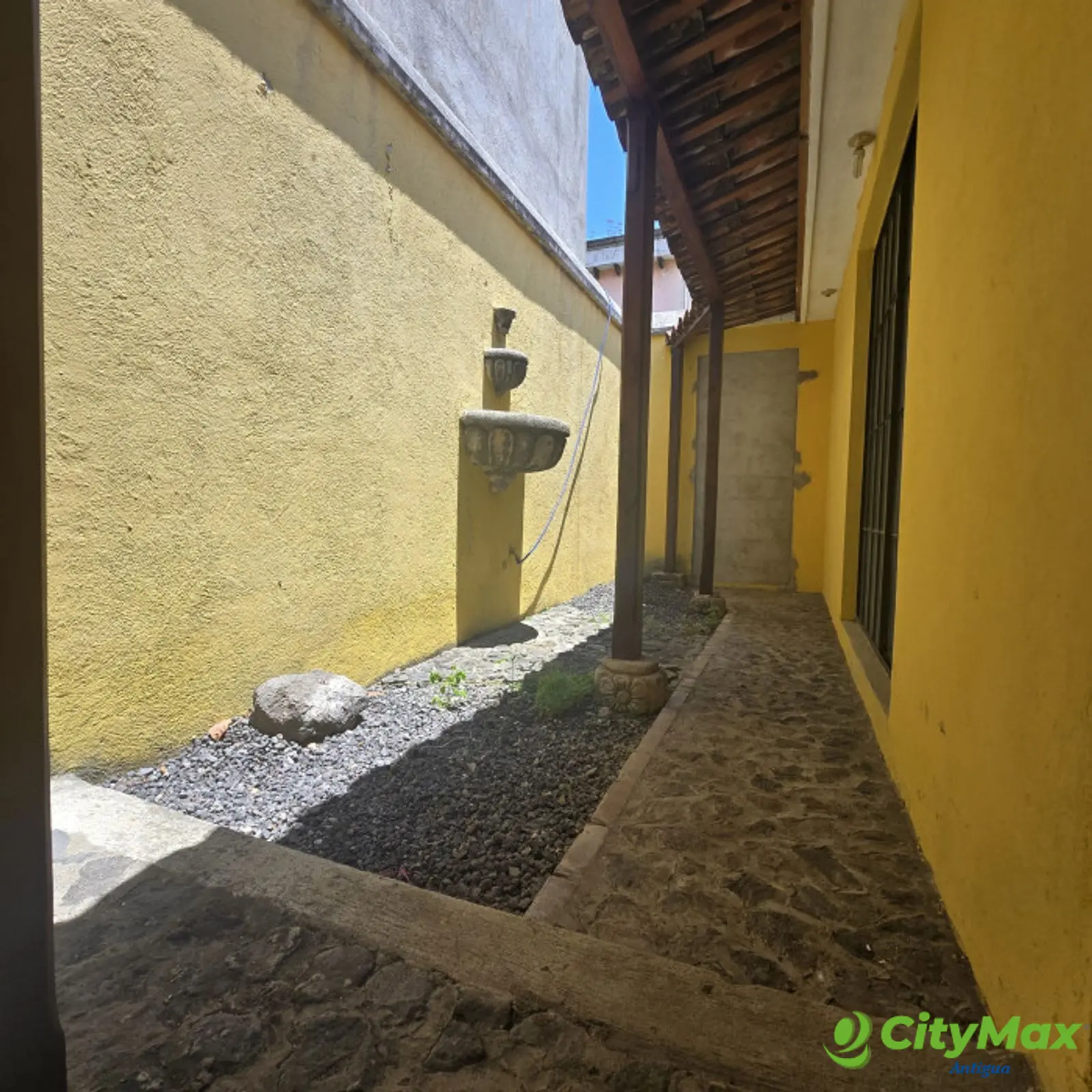 citymax antigua vende propiedad en residencial  - foto 4