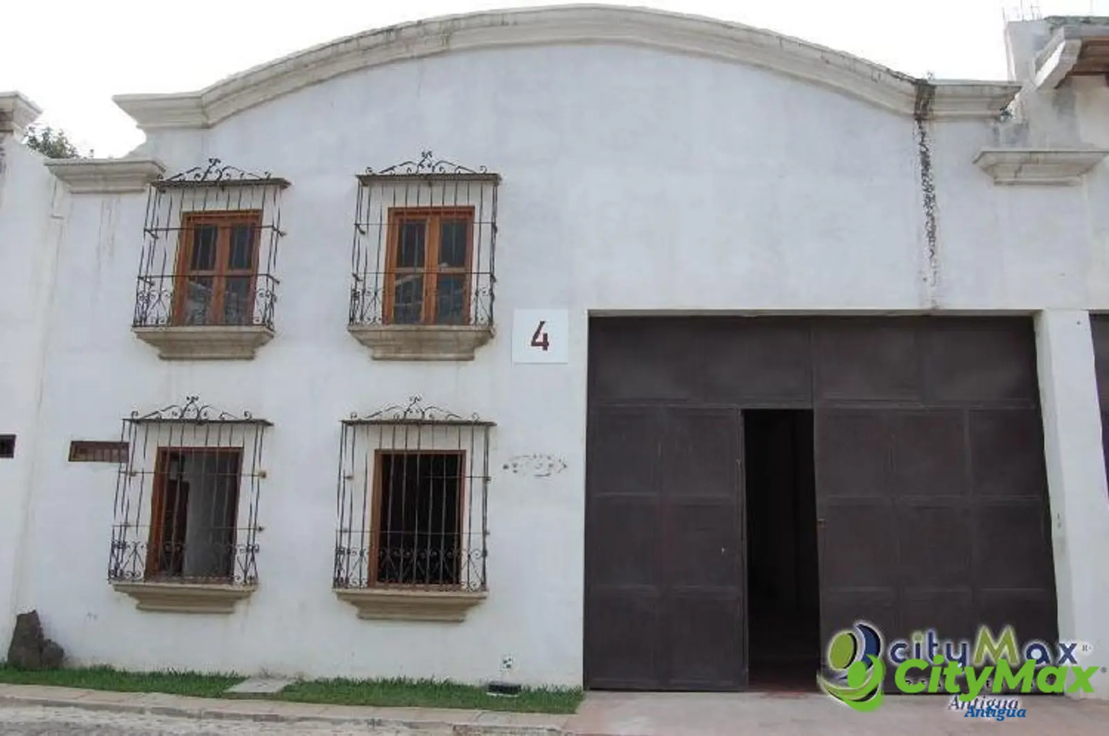 Renta de bodega a pocos minutos del casco de Antigua - foto 2