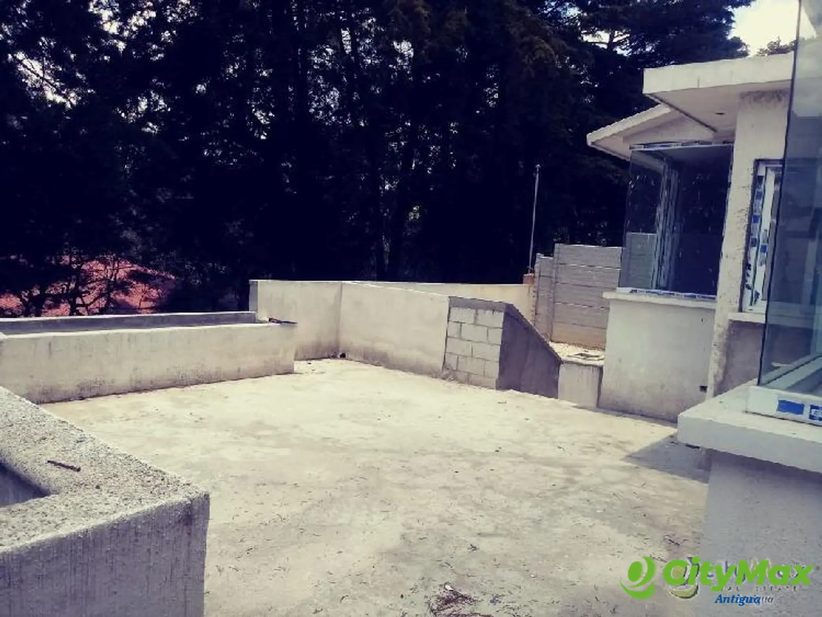 CityMax Antigua vende casa en obra gris en Santa Lucia - foto 9