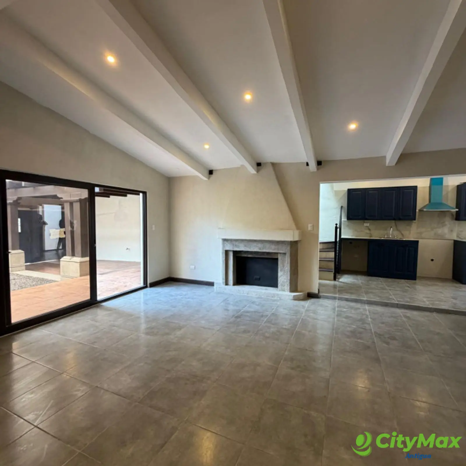 En venta casa en Antigua Guatemala - foto 3