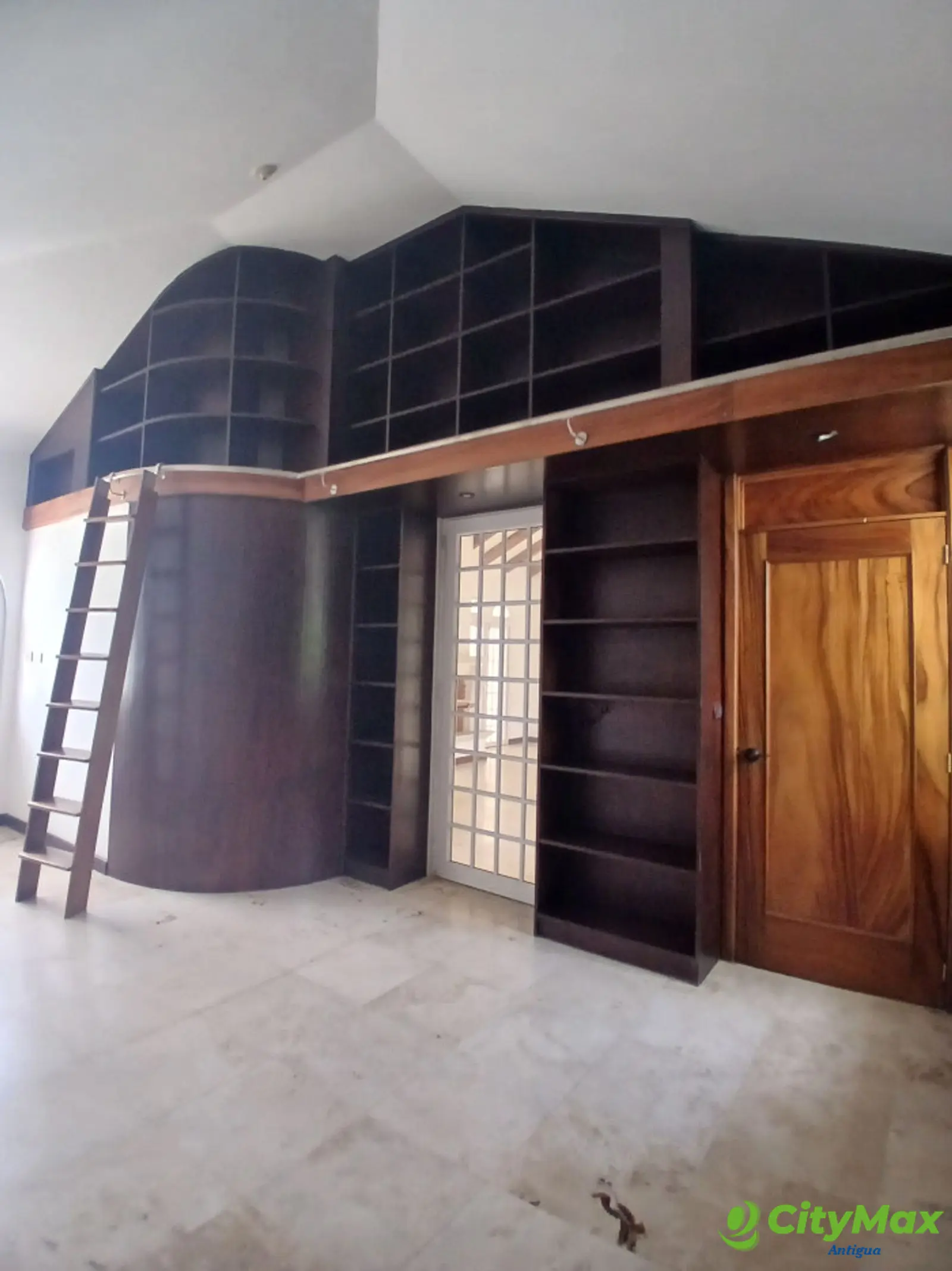 Exclusiva Casa en Venta Cayala Zona 16 - foto 6