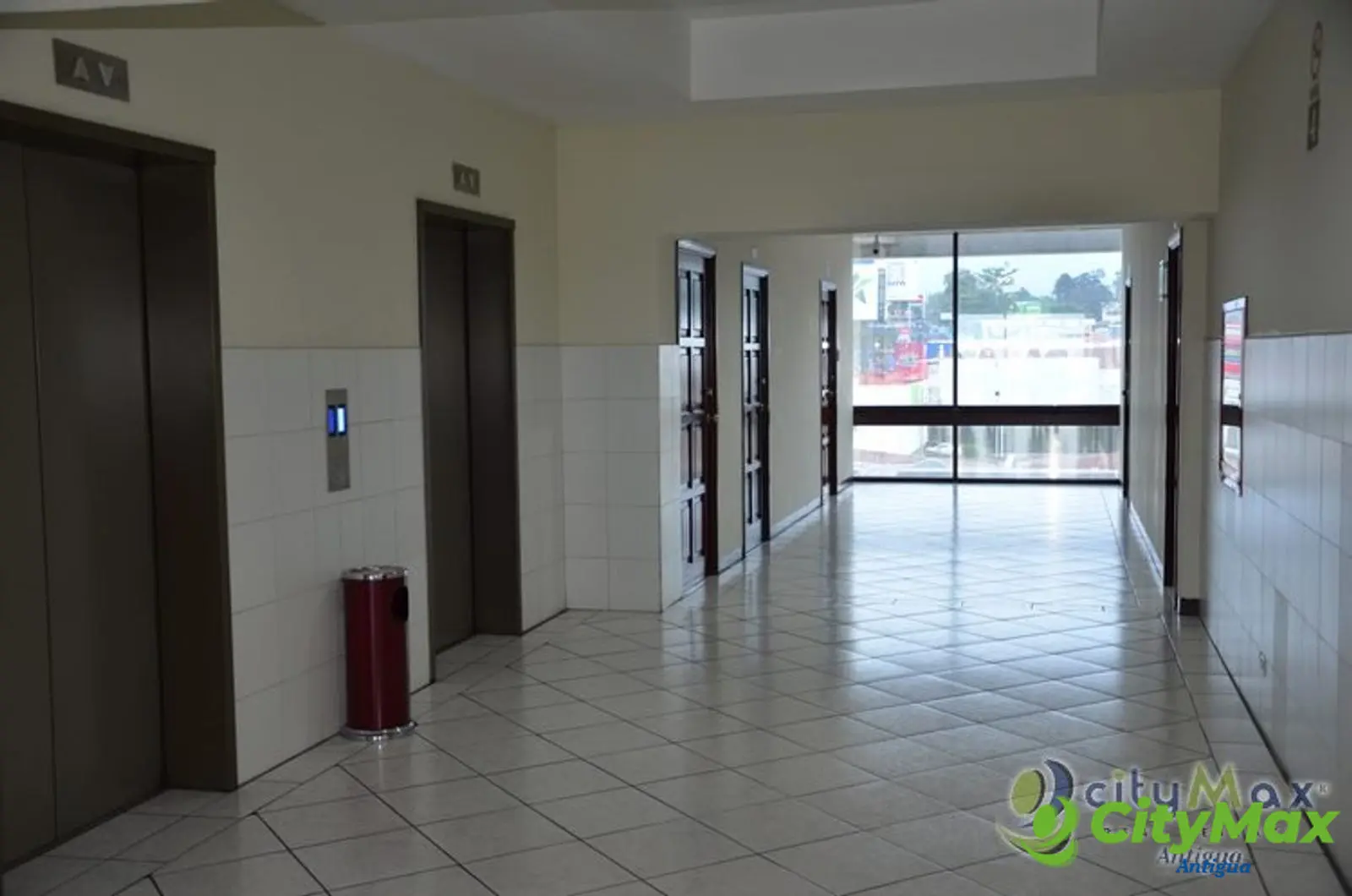 CityMax Antigua vende edificio sobre calzada roosevelt! - foto 4