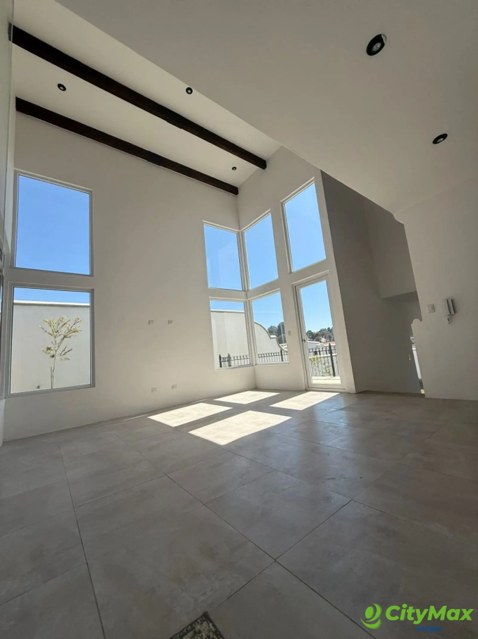 Casa en venta entre Sta. Lucía Milpas y Bárcenas  - foto 5