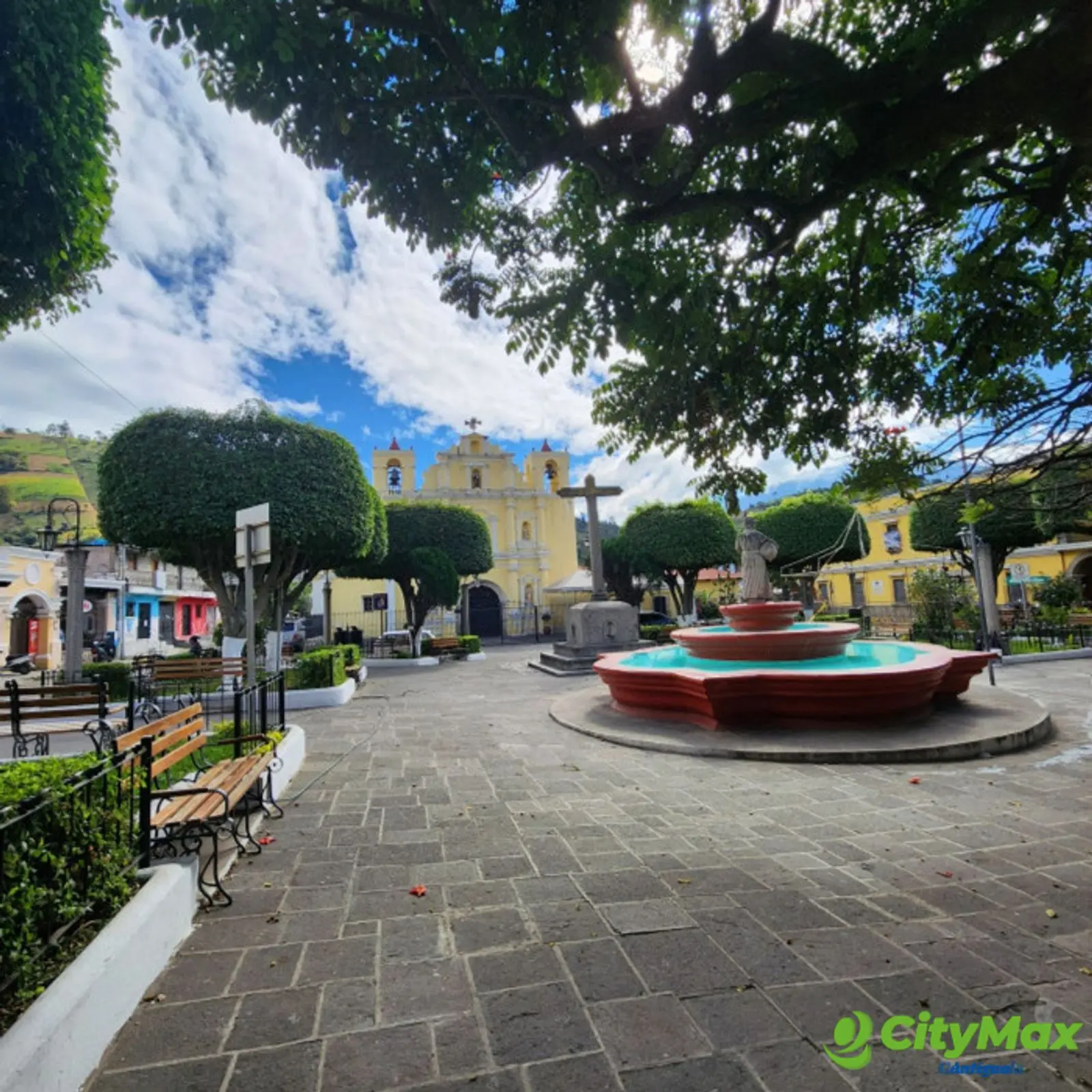 Hotel en venta muy cerca de Antigua Guatemala - foto 3
