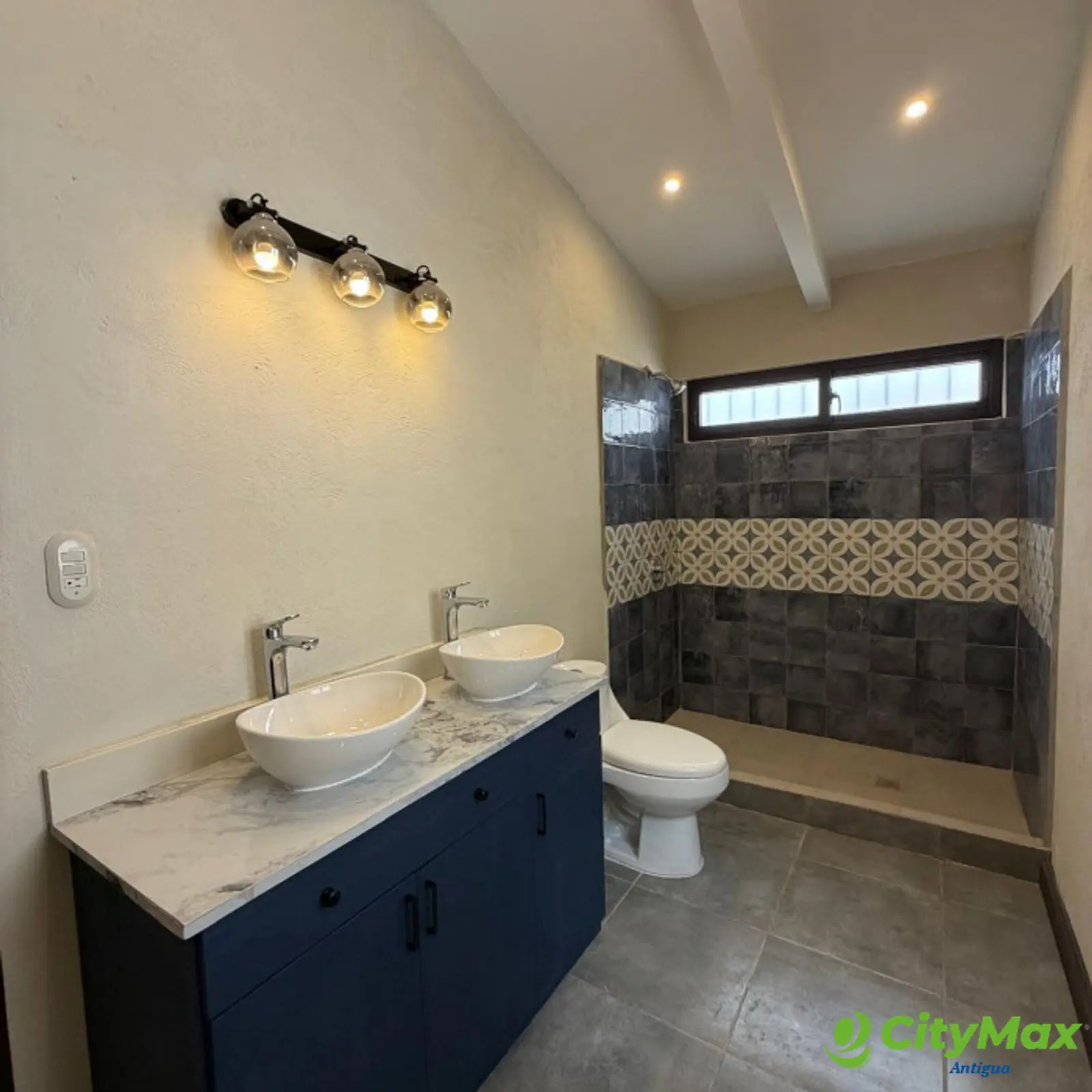 En venta casa en Antigua Guatemala - foto 8