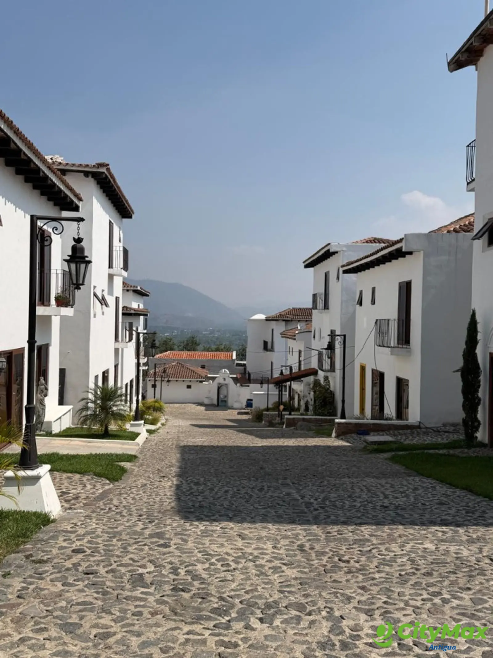 En venta casa de 4 dormitorios muy cerca de Antigua Gt - foto 7