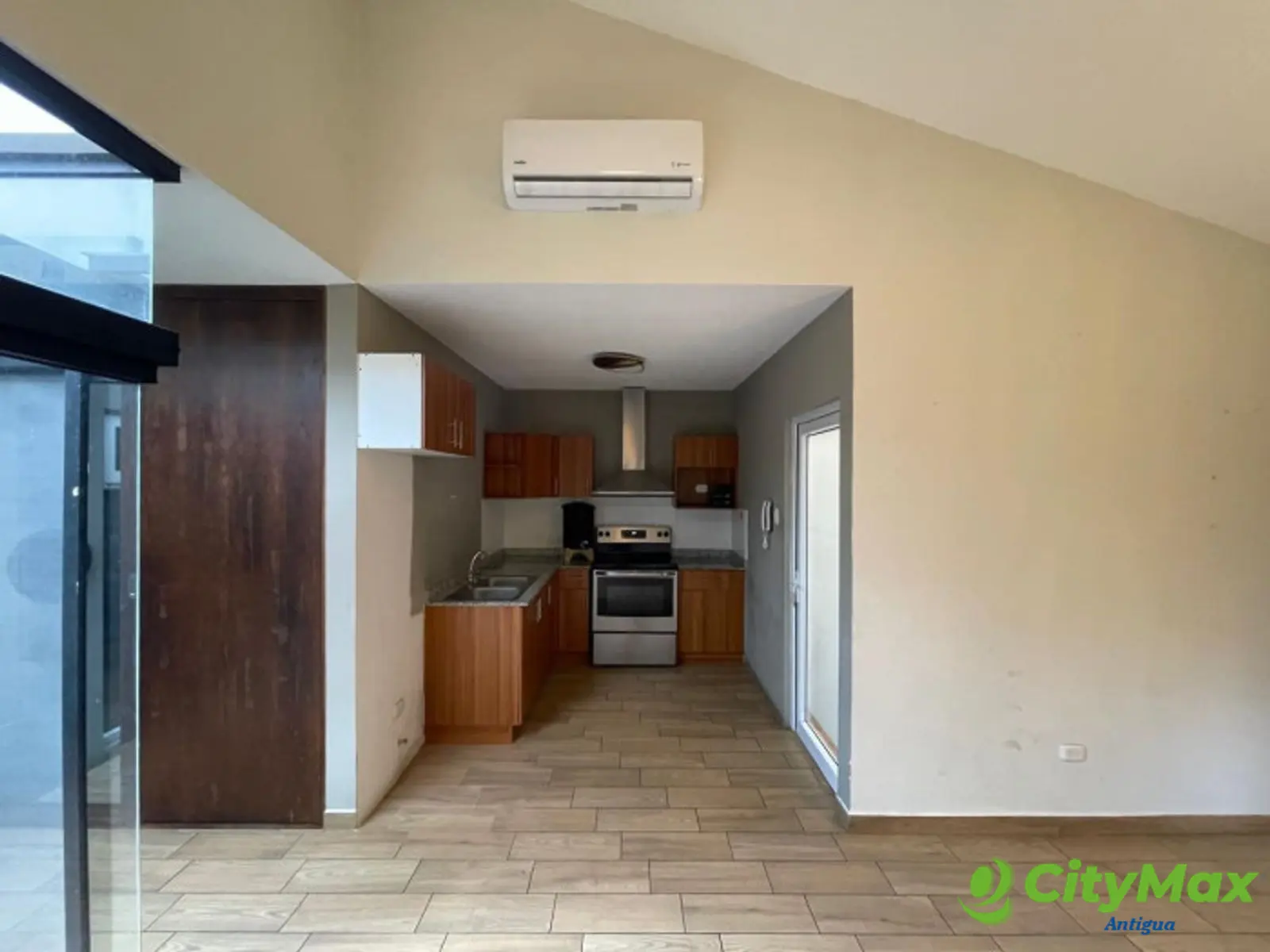 Casa Remodelada en Venta, Arcos de Santa Maria II - foto 4
