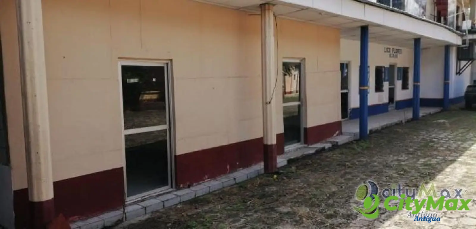 Edificio en Renta en Río Dulce a orilla de carretera - foto 3