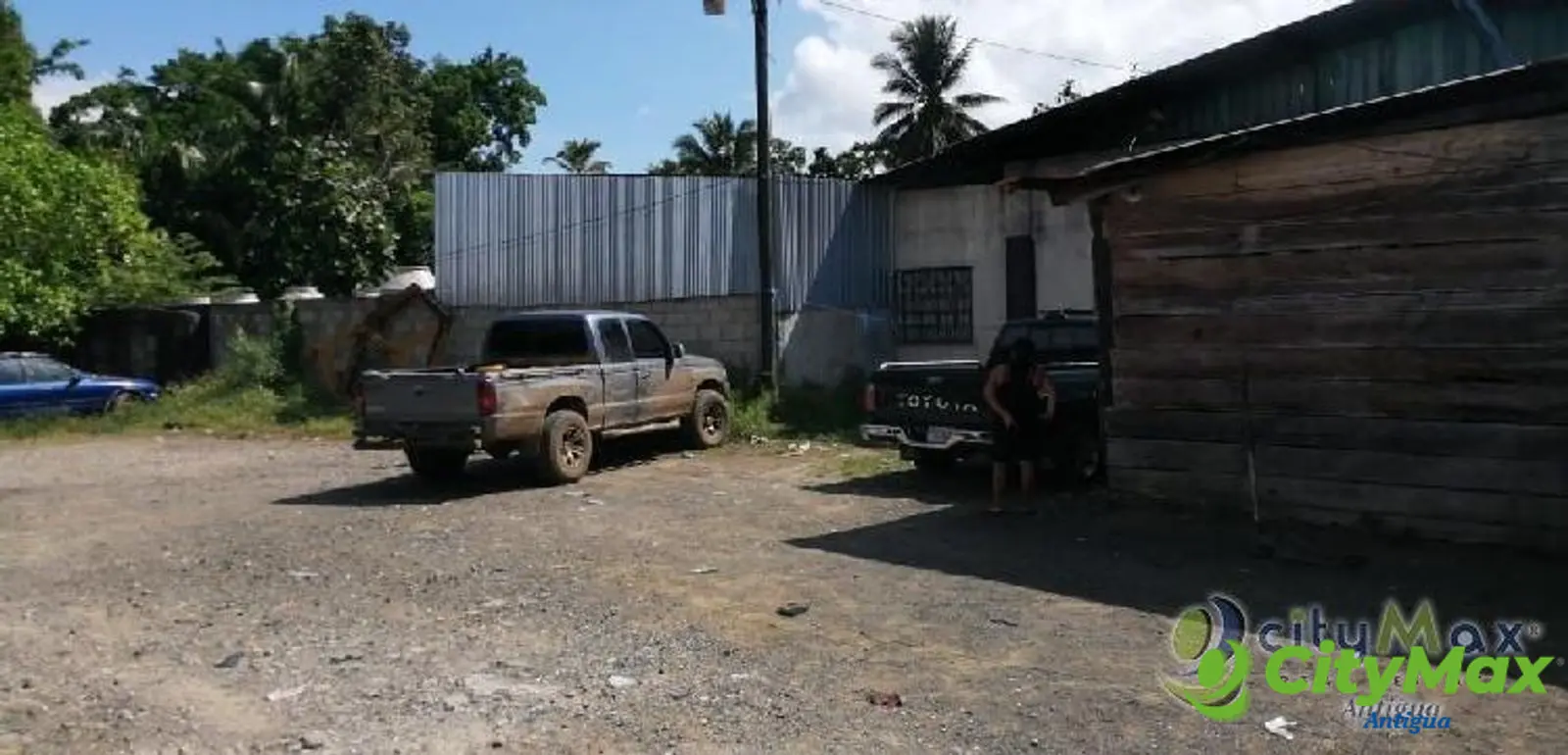 Terreno en renta a orilla de carretera en Río Dulce - foto 3