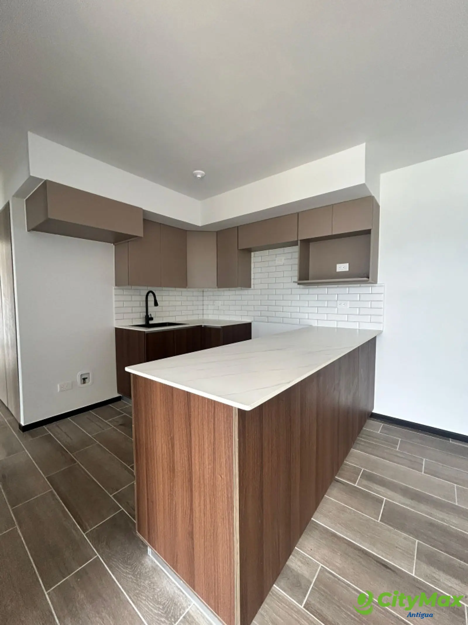 SE RENTA APARTAMENTO EN SANTO TOMAS MILPAS ALTAS - foto 3