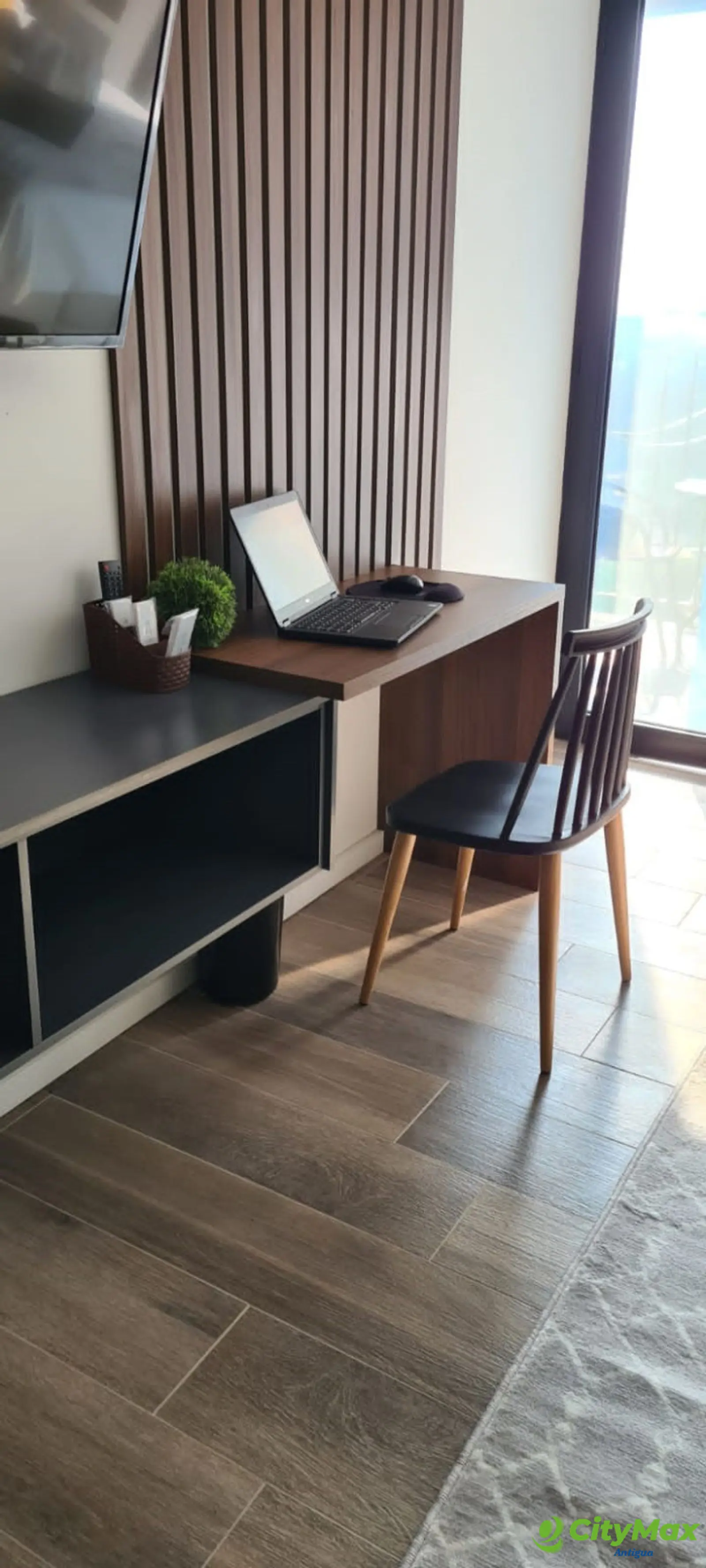 Apartamento en Venta Amueblado en Edificio en Zona 10 - foto 7